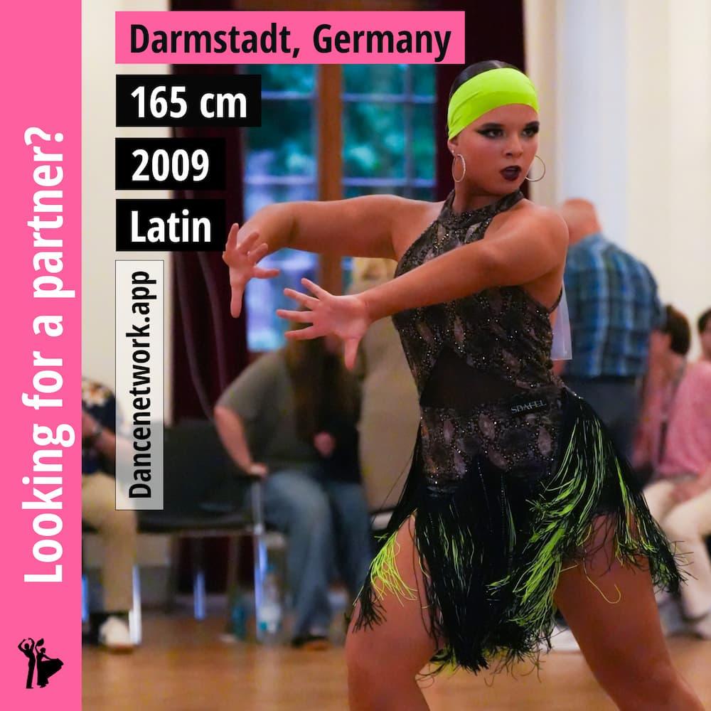 Lina – looking for a dance partner